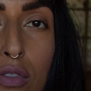 Meet your Posher, Hamsa